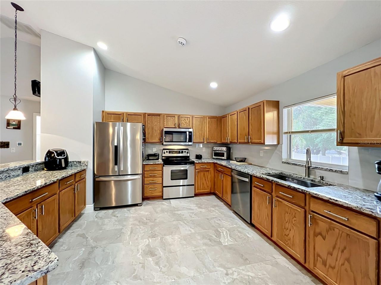 1123 Lakeview Oaks Drive , Minneola, FL 34715 Photo