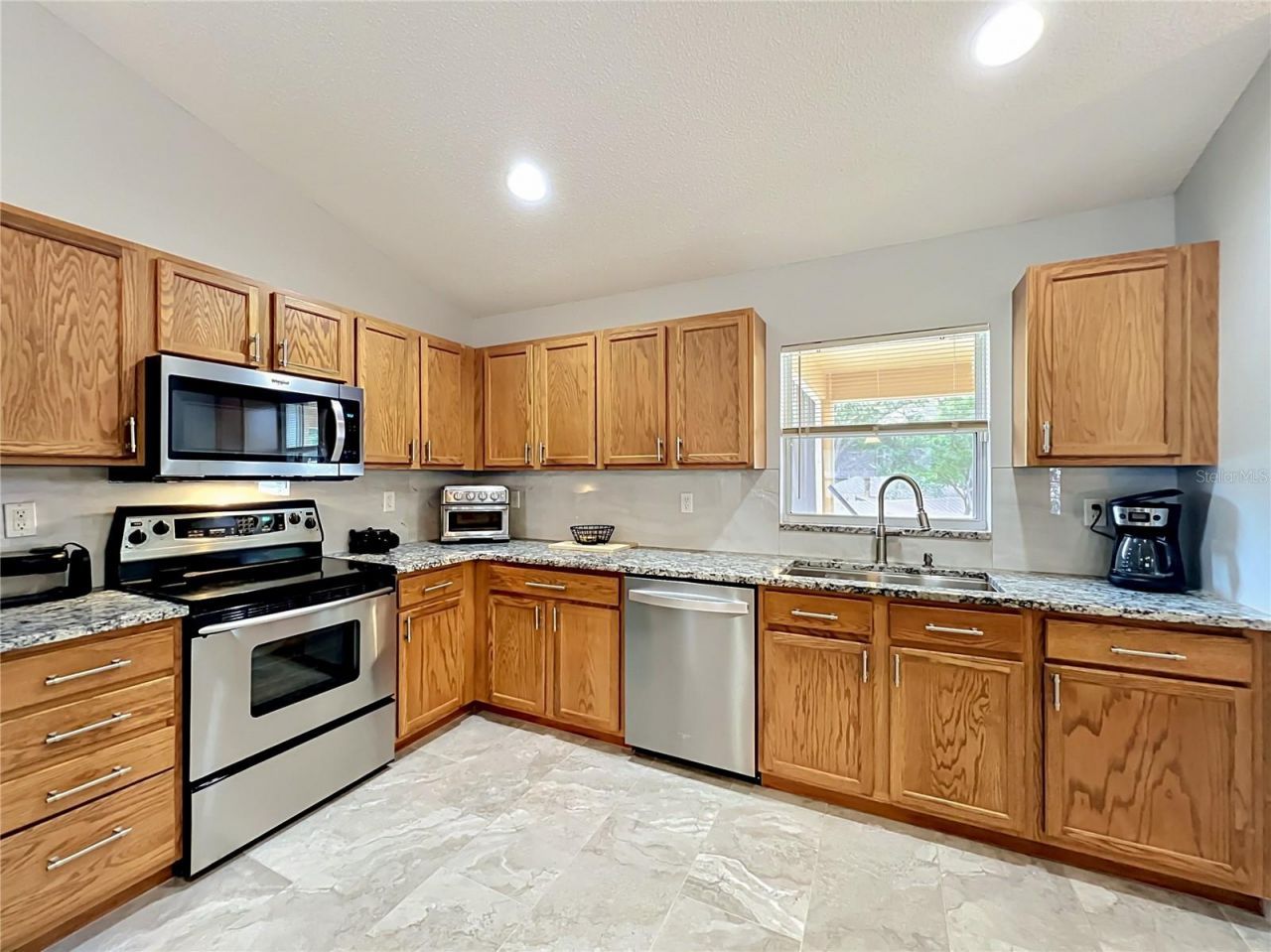 1123 Lakeview Oaks Drive , Minneola, FL 34715 Photo