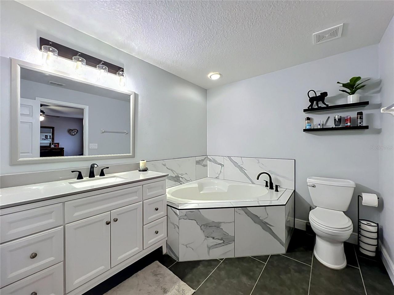 1123 Lakeview Oaks Drive , Minneola, FL 34715 Photo