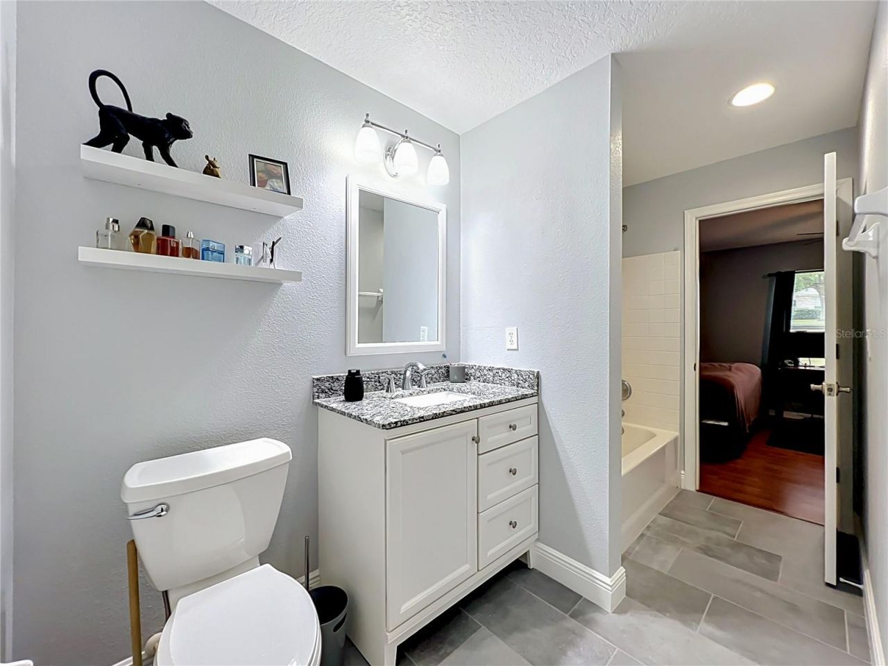 1123 Lakeview Oaks Drive , Minneola, FL 34715 Photo