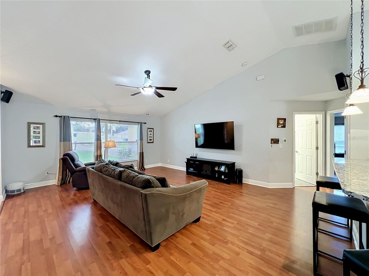 1123 Lakeview Oaks Drive , Minneola, FL 34715 Photo