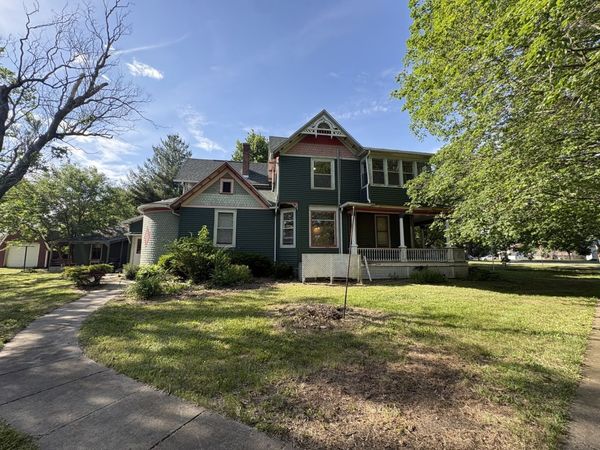 403 W 3rd Street , Prophetstown, IL 61277