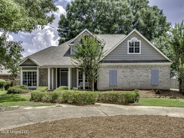 101 Darrowsby Place, Madison, MS 39110
