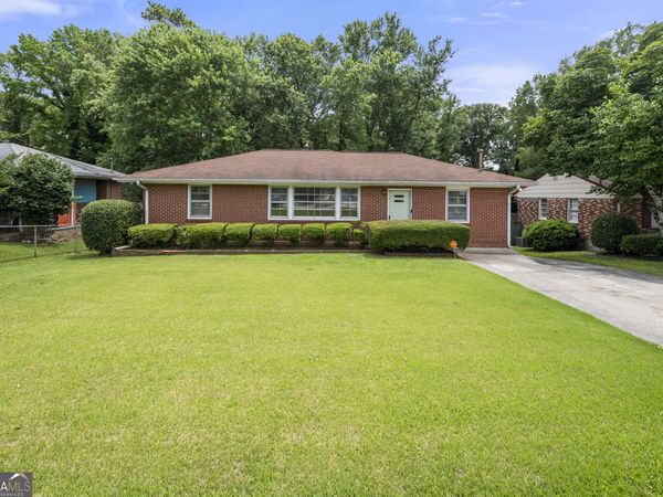 135 5th Avenue, Jonesboro, GA 30236