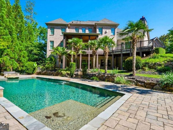 1330 Cashiers Way, Roswell, GA 30075