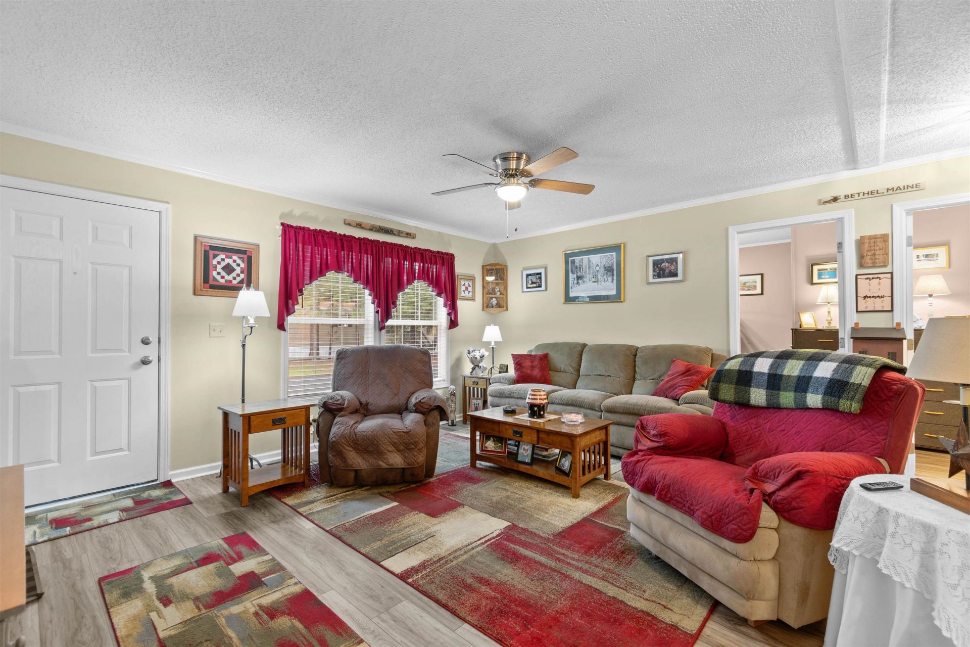 978 Jamestown Rd.  Photo 10