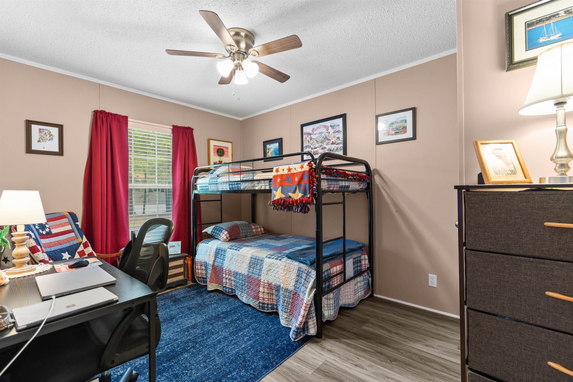 978 Jamestown Rd.  Photo 16