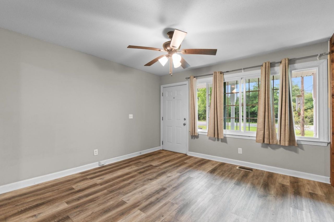 2240 Little Lamb Rd.  Photo 12
