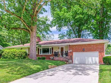 3087 Stanley Road, Fairlawn, OH 44333