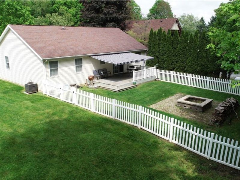 1209 Apple Valley Dr, Howard, OH 43028 Photo 2