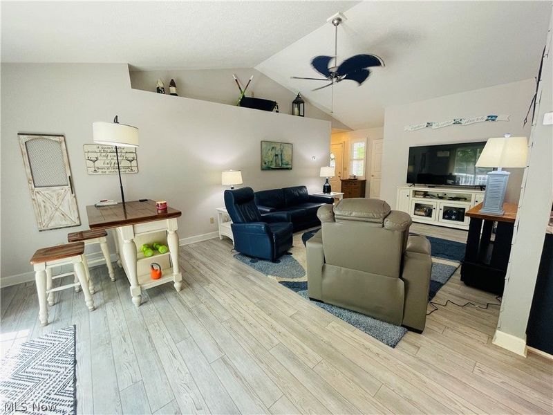 1209 Apple Valley Dr, Howard, OH 43028 Photo 8