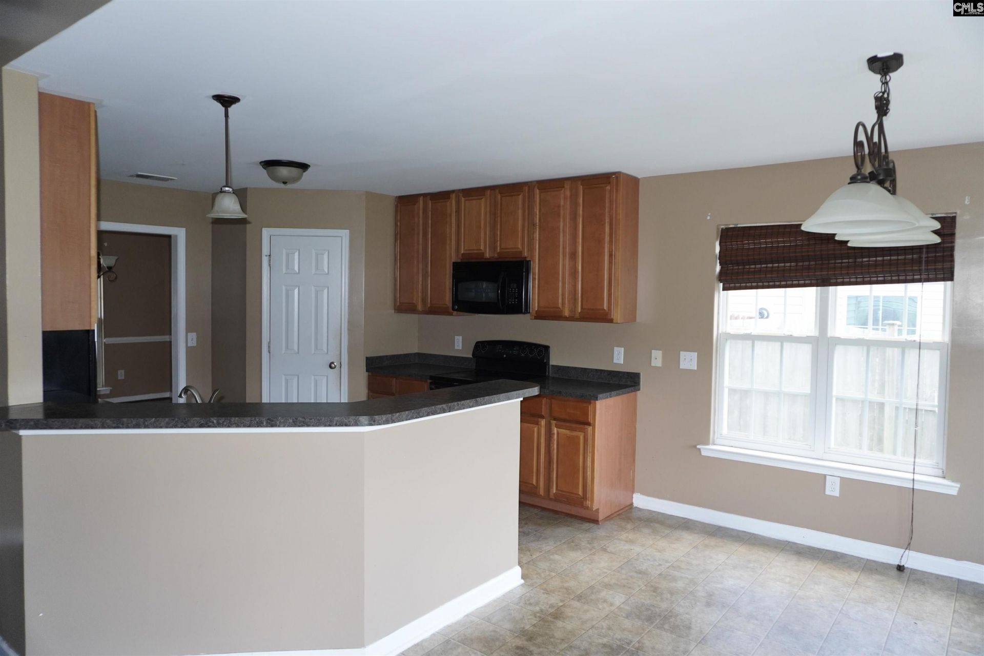 105 Stoneheath Drive  Photo 10