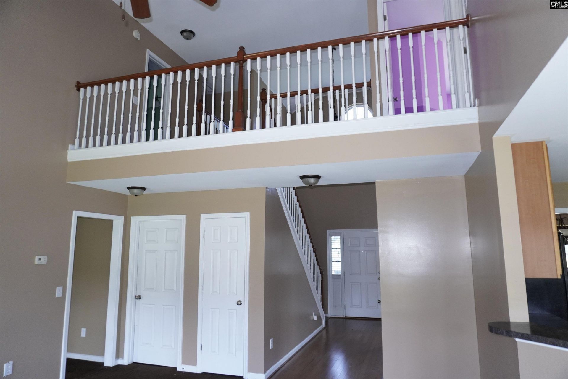 105 Stoneheath Drive  Photo 13