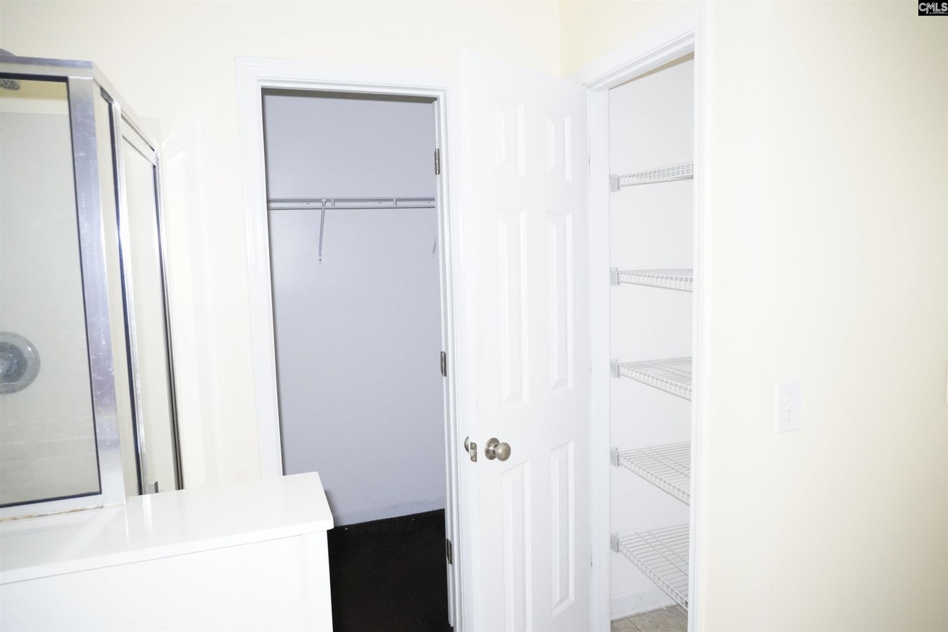 105 Stoneheath Drive  Photo 17