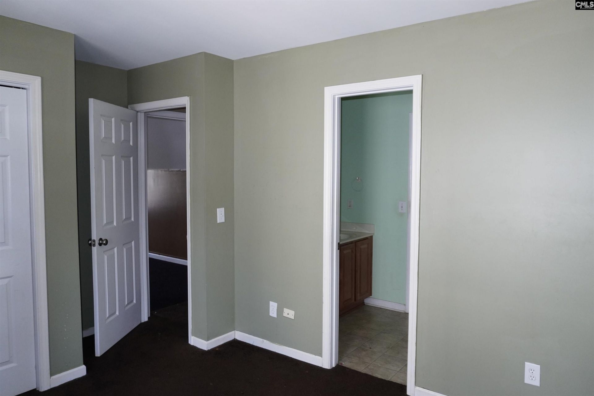 105 Stoneheath Drive  Photo 29