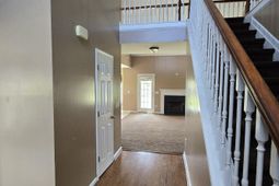 105 Stoneheath Drive  photo 4