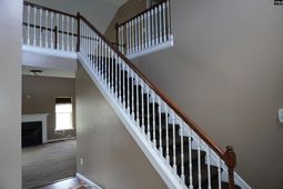 105 Stoneheath Drive  photo 4