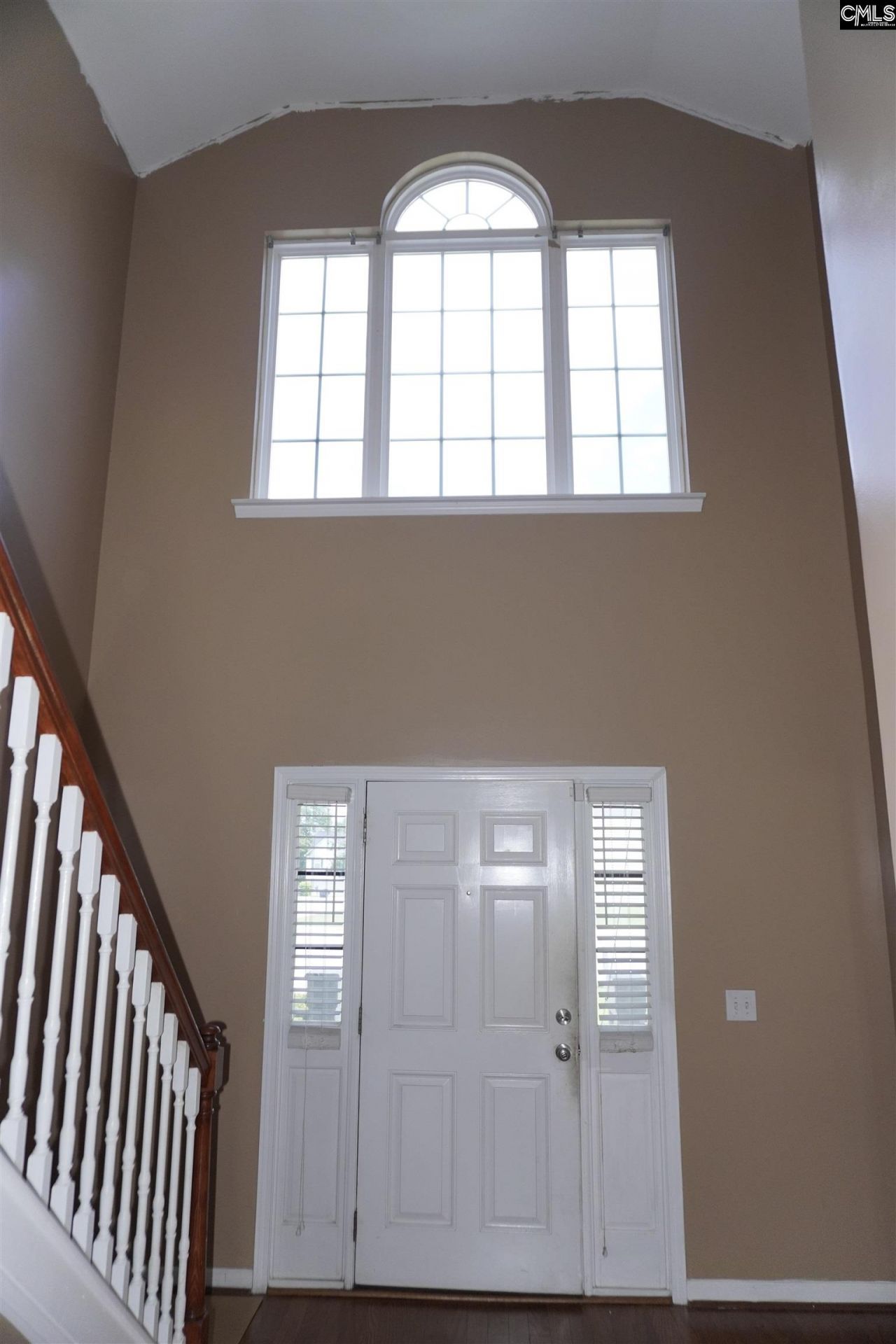 105 Stoneheath Drive  Photo 7