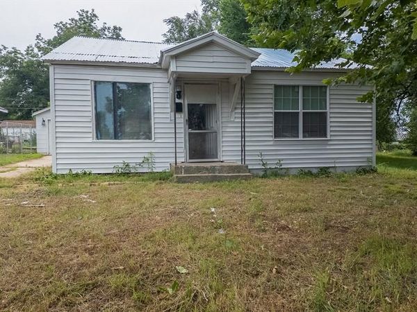 313 W Texas Avenue, Anadarko, OK 73005