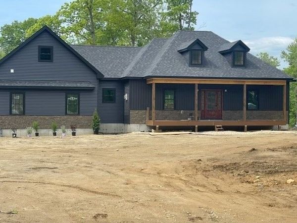 275 Athol Rd, Phillipston, MA 01331