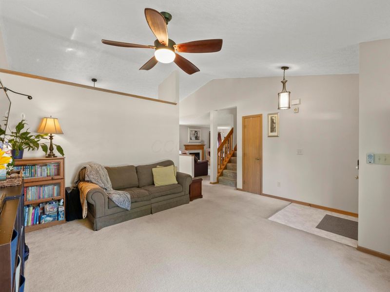 7897 Merdon Drive, Blacklick, OH 43004 Photo 4