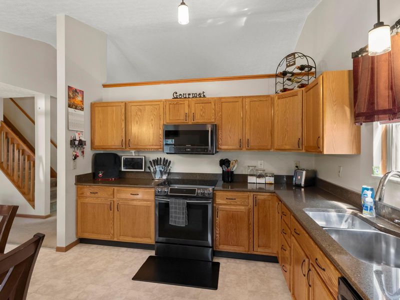 7897 Merdon Drive, Blacklick, OH 43004 Photo 7