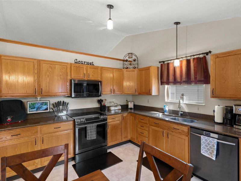 7897 Merdon Drive, Blacklick, OH 43004 Photo 9