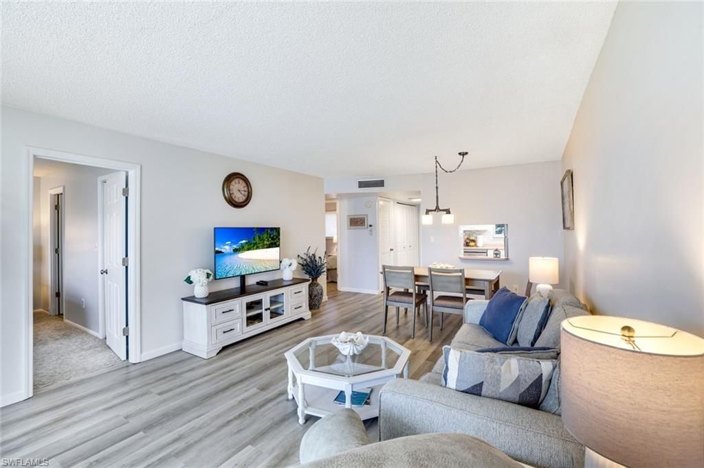200 Forest Lakes Blvd , Unit 204, Naples, FL 34105 Photo