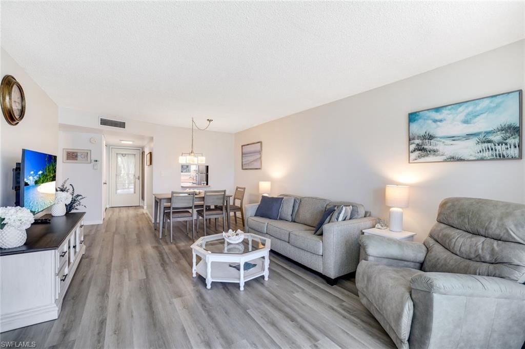 200 Forest Lakes Blvd , Unit 204, Naples, FL 34105 Photo