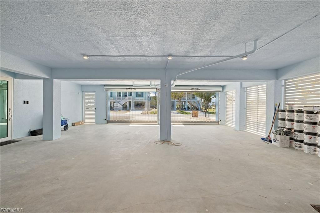 121 Hibiscus Dr , Fort Myers Beach, FL 33931 Photo