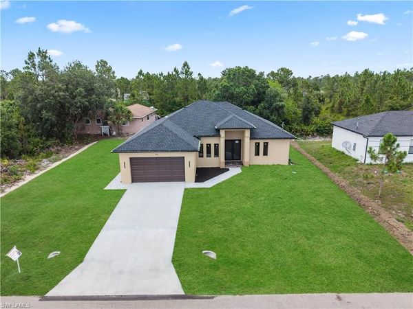 14 W 9TH ST , LEHIGH ACRES, FL 33972