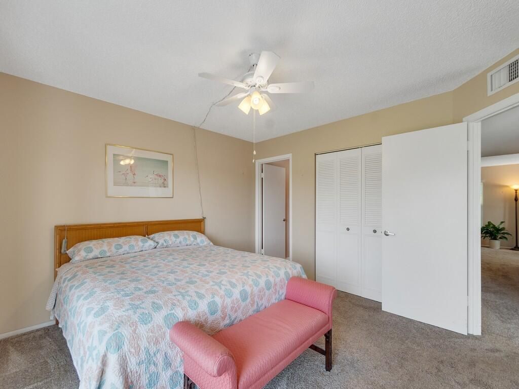 105 Spring Lake Court, Unit 102, Vero Beach, FL 32962 Photo