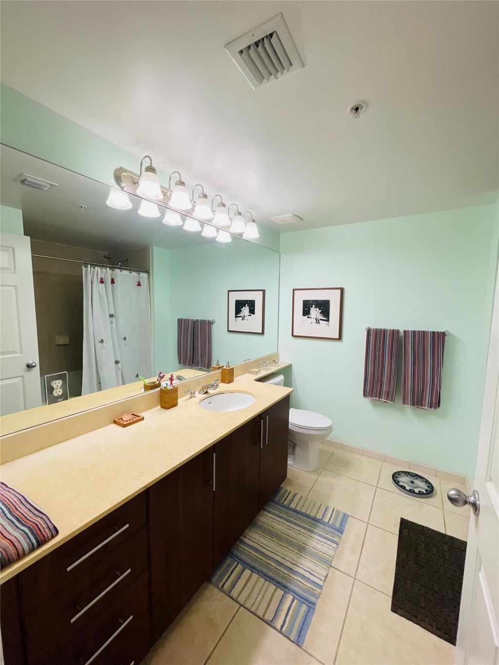 2401 NE 65th Street, Unit 408, Fort Lauderdale, FL 33308 Photo