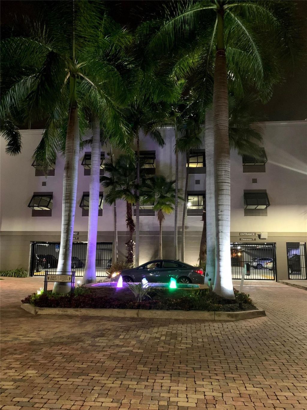 2401 NE 65th Street, Unit 408, Fort Lauderdale, FL 33308 Photo