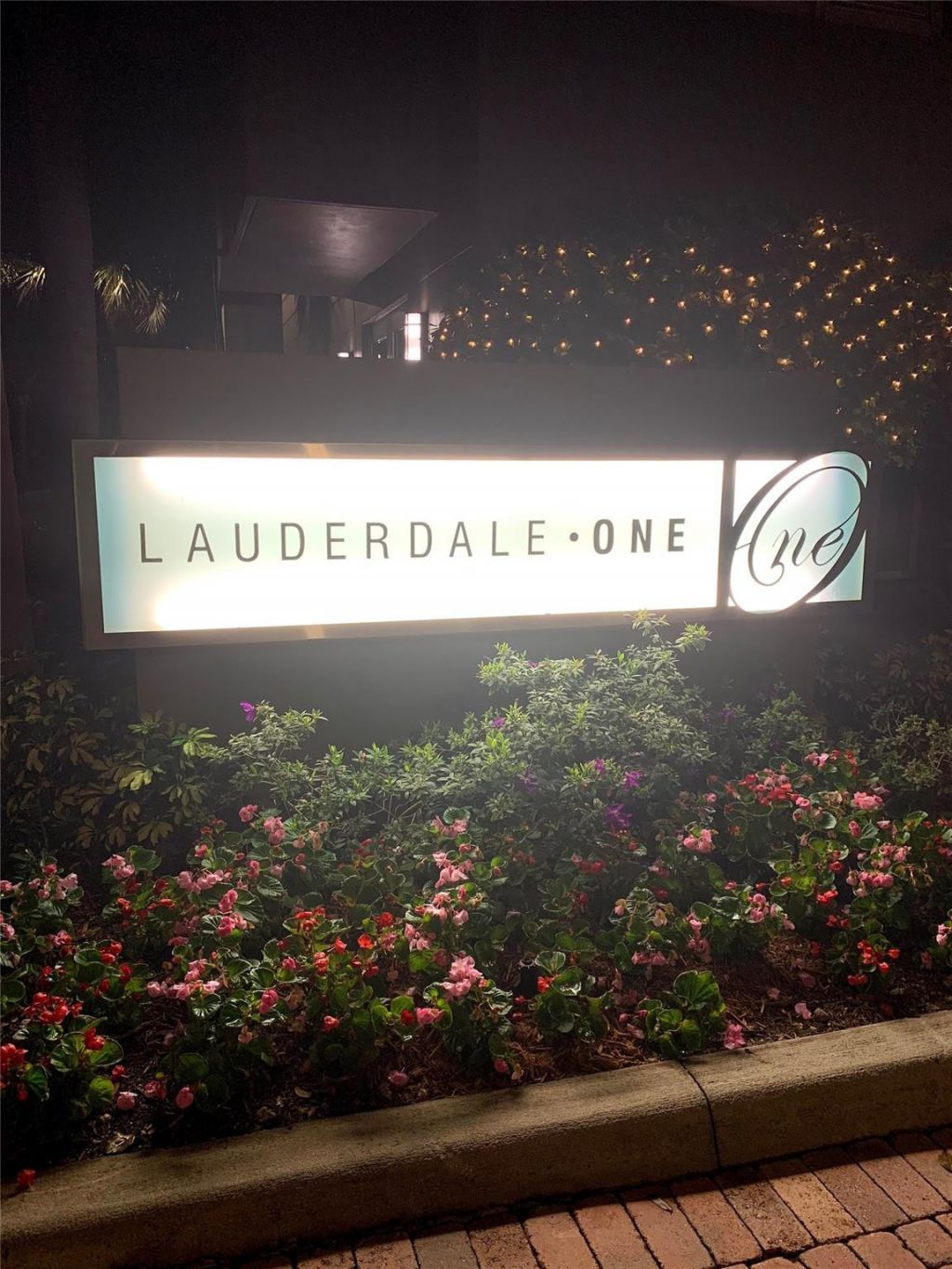 2401 NE 65th Street, Unit 408, Fort Lauderdale, FL 33308 Photo