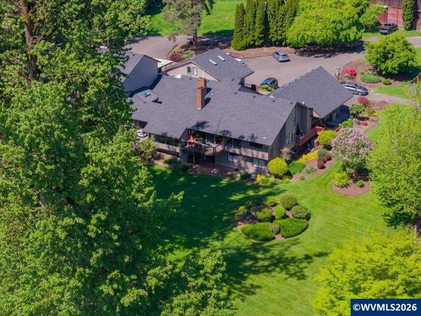 31320 SW Parkway Av, Wilsonville, OR 97070