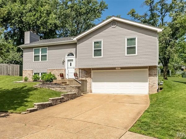 467 Talbert Court, Ballwin, MO 63021