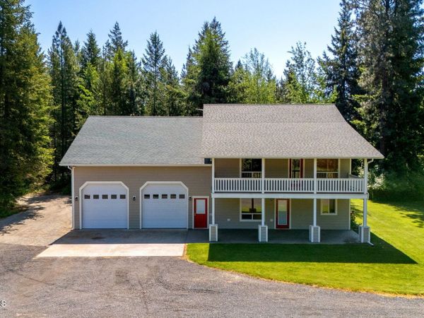 551 Star RD , Bonners Ferry, ID 83805