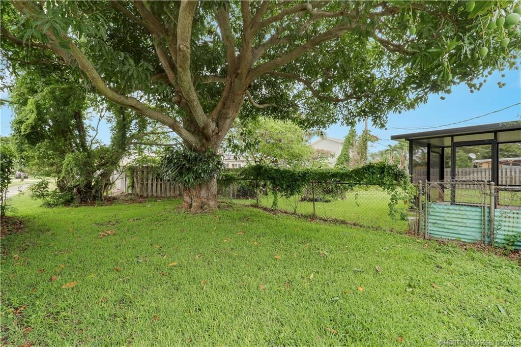 940 Eucalyptus Road, North Palm Beach, FL 33408 Photo
