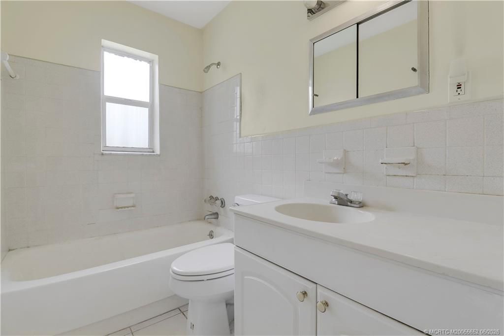 940 Eucalyptus Road, North Palm Beach, FL 33408 Photo