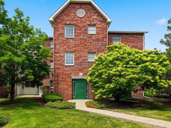 330 Leah Lane , Unit 3B, Woodstock, IL 60098
