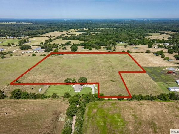 1401 County Road 2230 , Ivanhoe, TX 75447