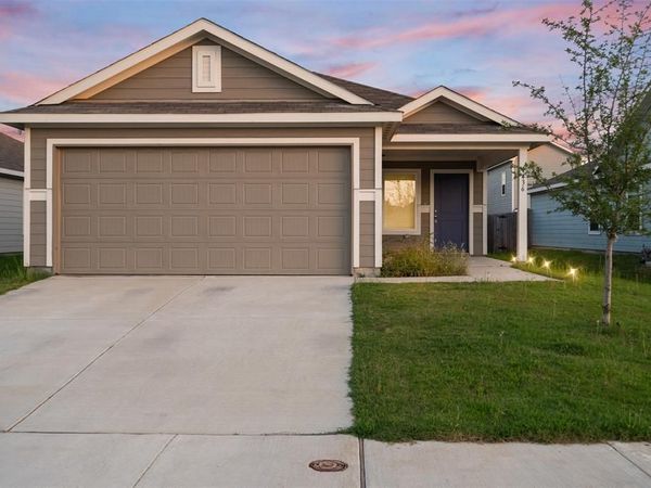 1436 Mahogany Lane, Fort Worth, TX 76140