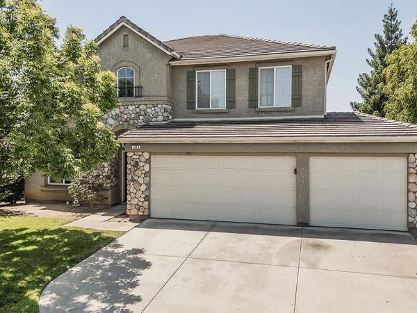 1948 Austin Avenue, Clovis, CA 93611