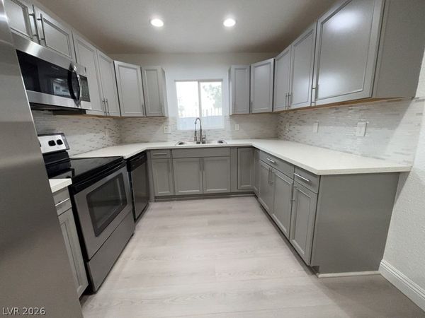 536 S 11th Street, Unit 1, Las Vegas, NV 89101