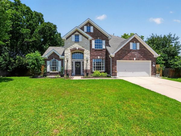 300 N Carriage Hills DR , Georgetown, TX 78626