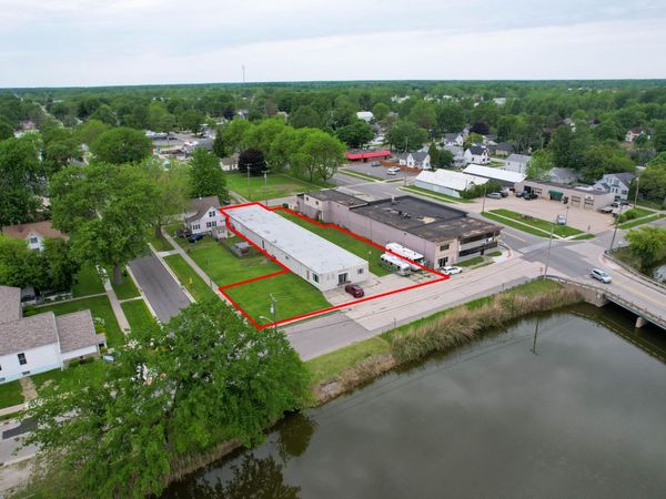 123 N Belle River Avenue, Marine, MI 48039