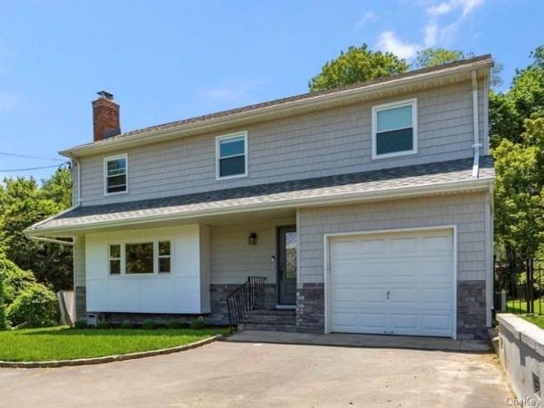 434 W Main Street, Huntington, NY 11743