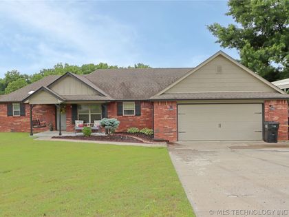 15044 S Ash Valley Lane Claremore, OK 74017