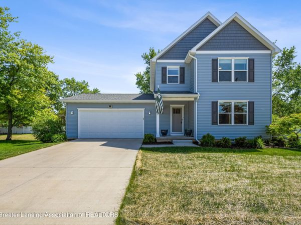 4035 Glenburne Boulevard, Lansing, MI 48911